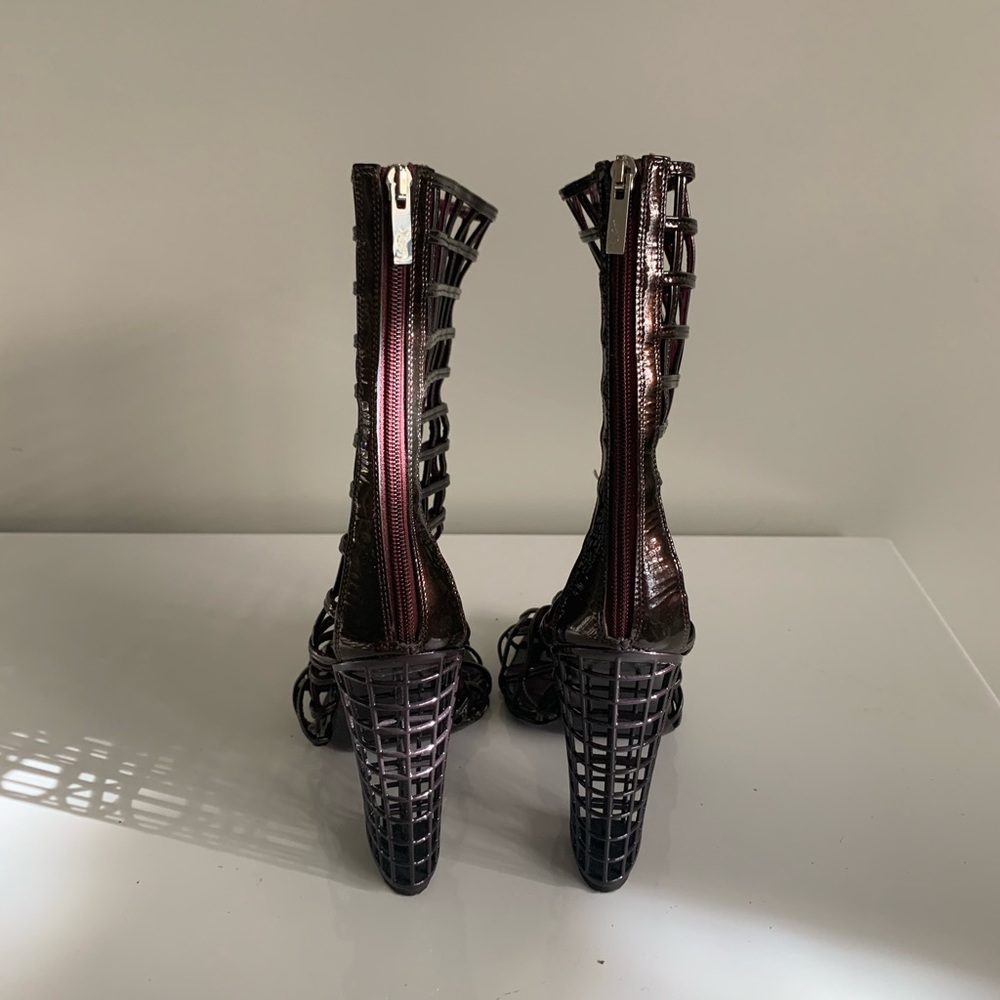 *SOLD* YVES SAINT LAURENT
Leather Cage Peep-Toe - Picture 3 of 15